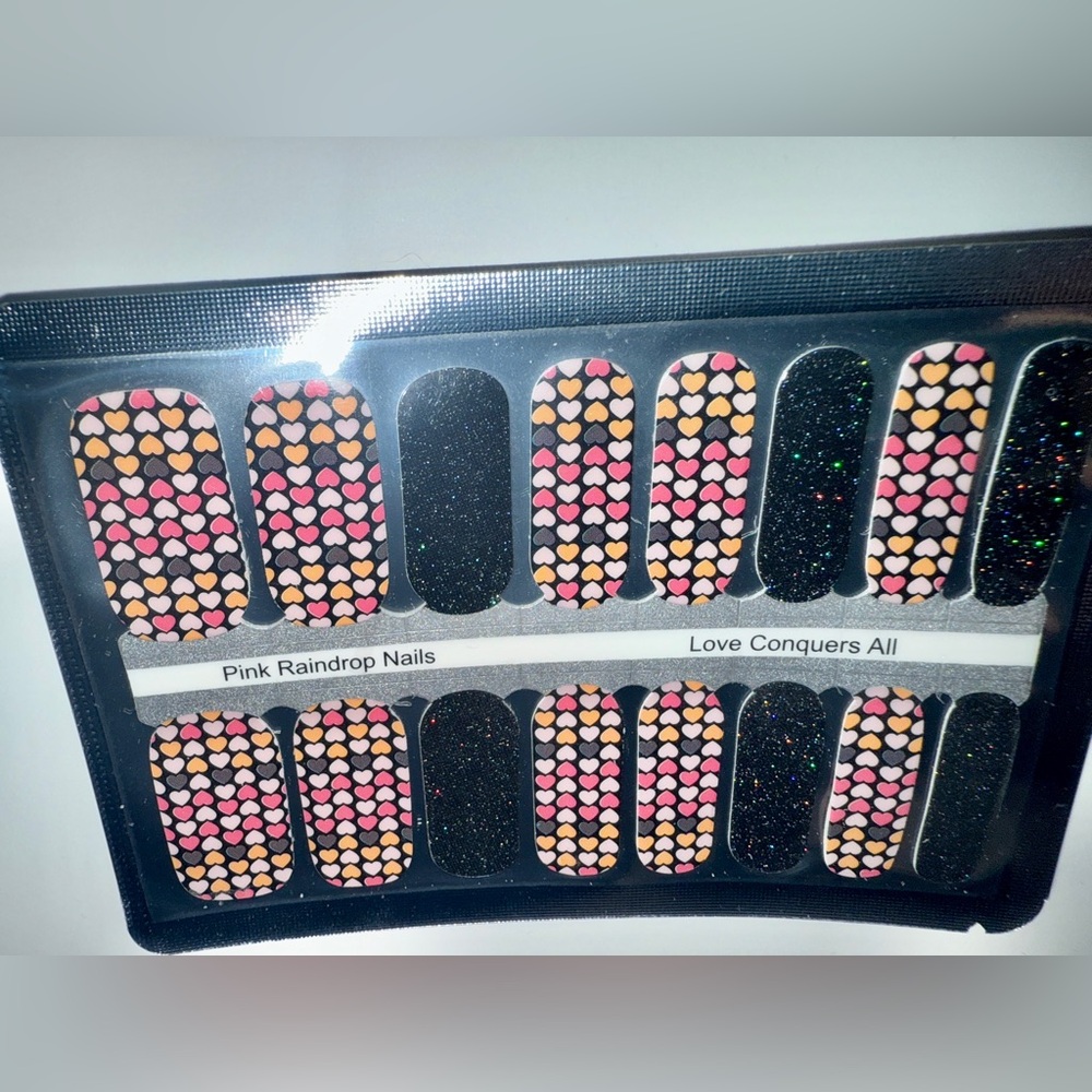 Heart Pattern and Glitter Nail Wraps. Pink black white peach.